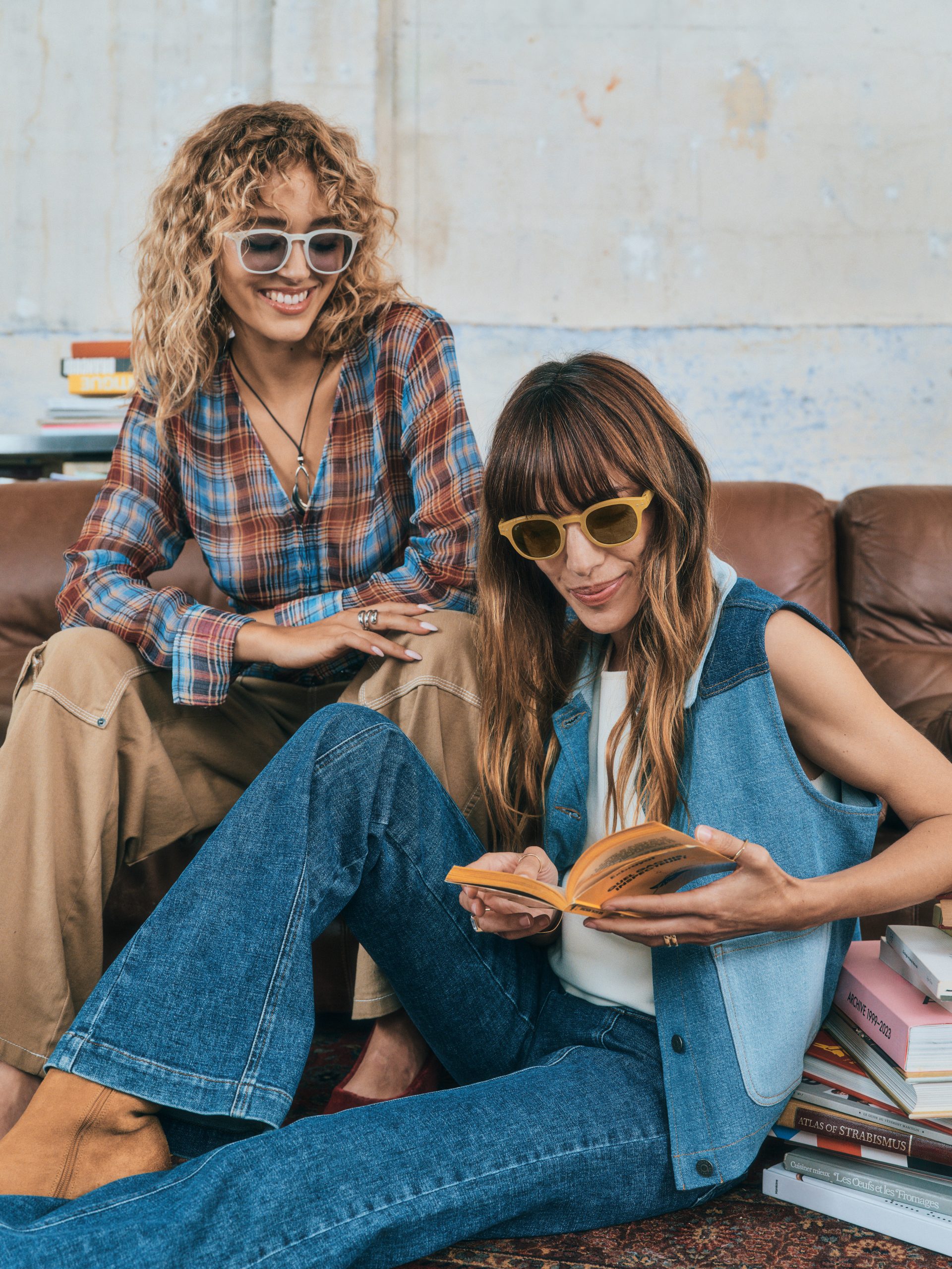 IZIPIZI_AW25_SUN_DUO_E_MOONLIGHTBLUE_C_SWEETHONEY_01