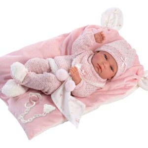 Llorens beba Nika sa roze jastukom