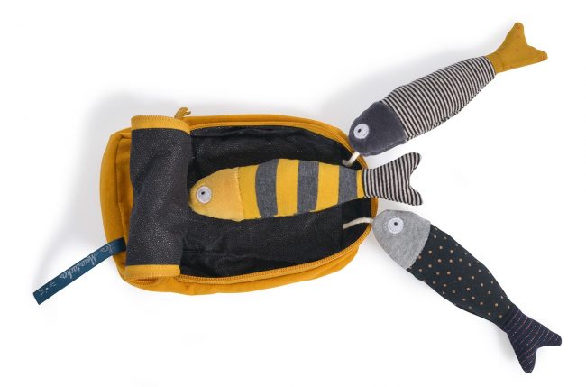 Plišana igračka Sardine sa aktivnostima