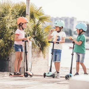 Highwaykick 3 Peach LED – Trotinet za decu